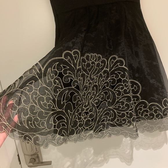 Karen Millen Baroque Dress - Picture 6 of 7